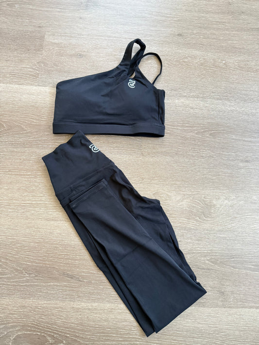 High Waisted Pocket Leggings